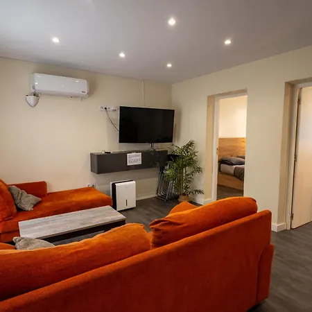 Daire Casa Nueva En El Centro Santander